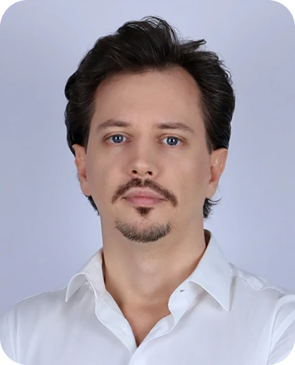 Павел Антонюк
